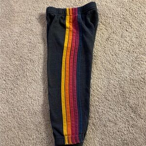 KID'S 5 STRIPE SWEATPANTS - CHARCOAL